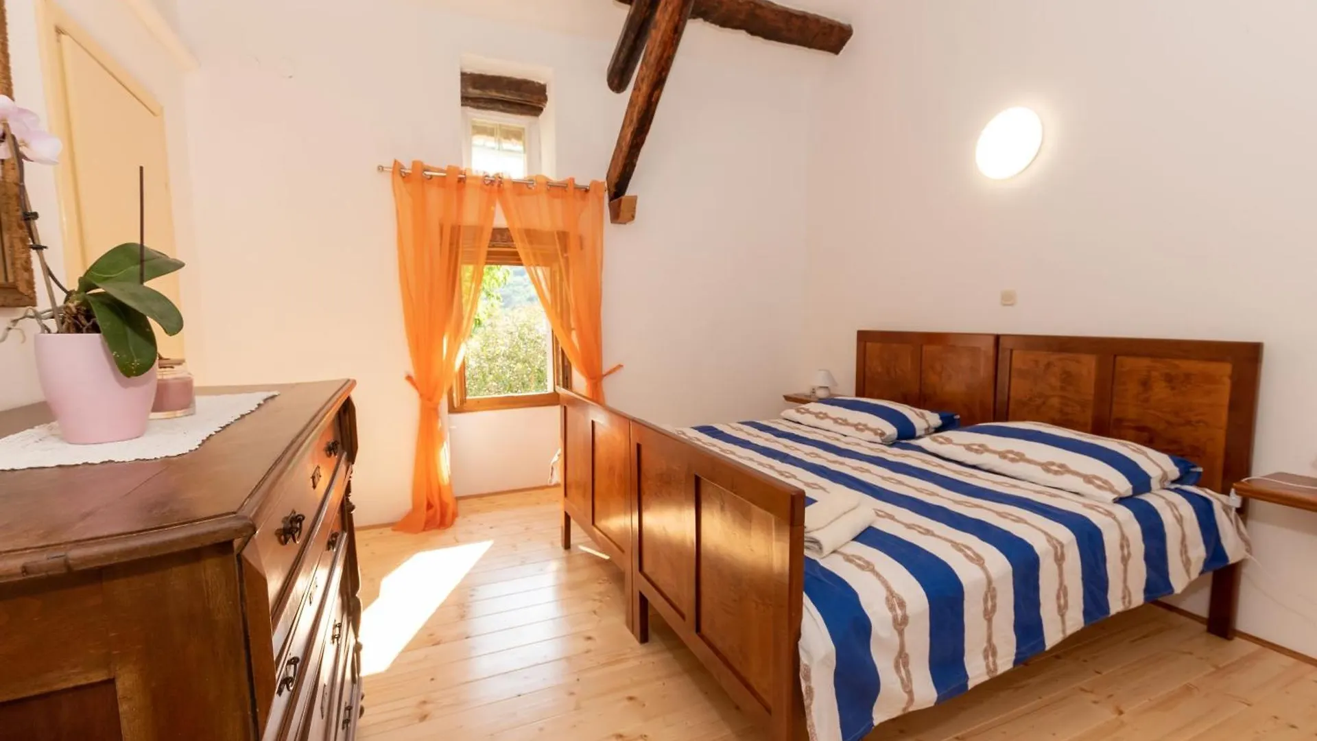 Haus Gaia 150 Meter Vom Meer Entfernt Rabac Holiday home