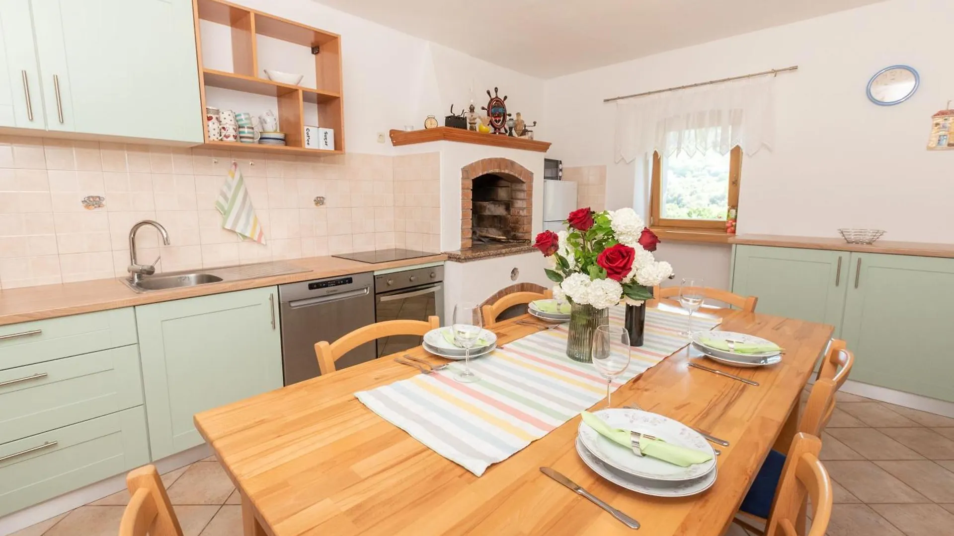 Haus Gaia 150 Meter Vom Meer Entfernt Rabac Croatia